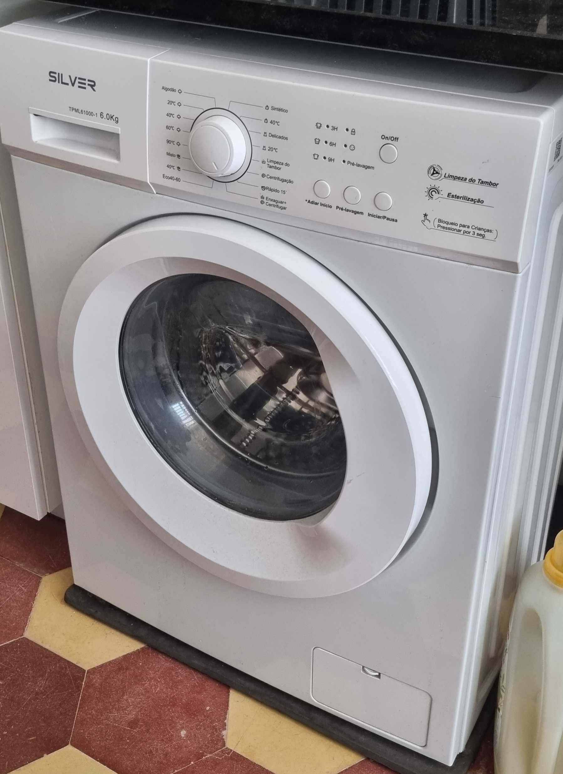 Máquina Lavar 6kg