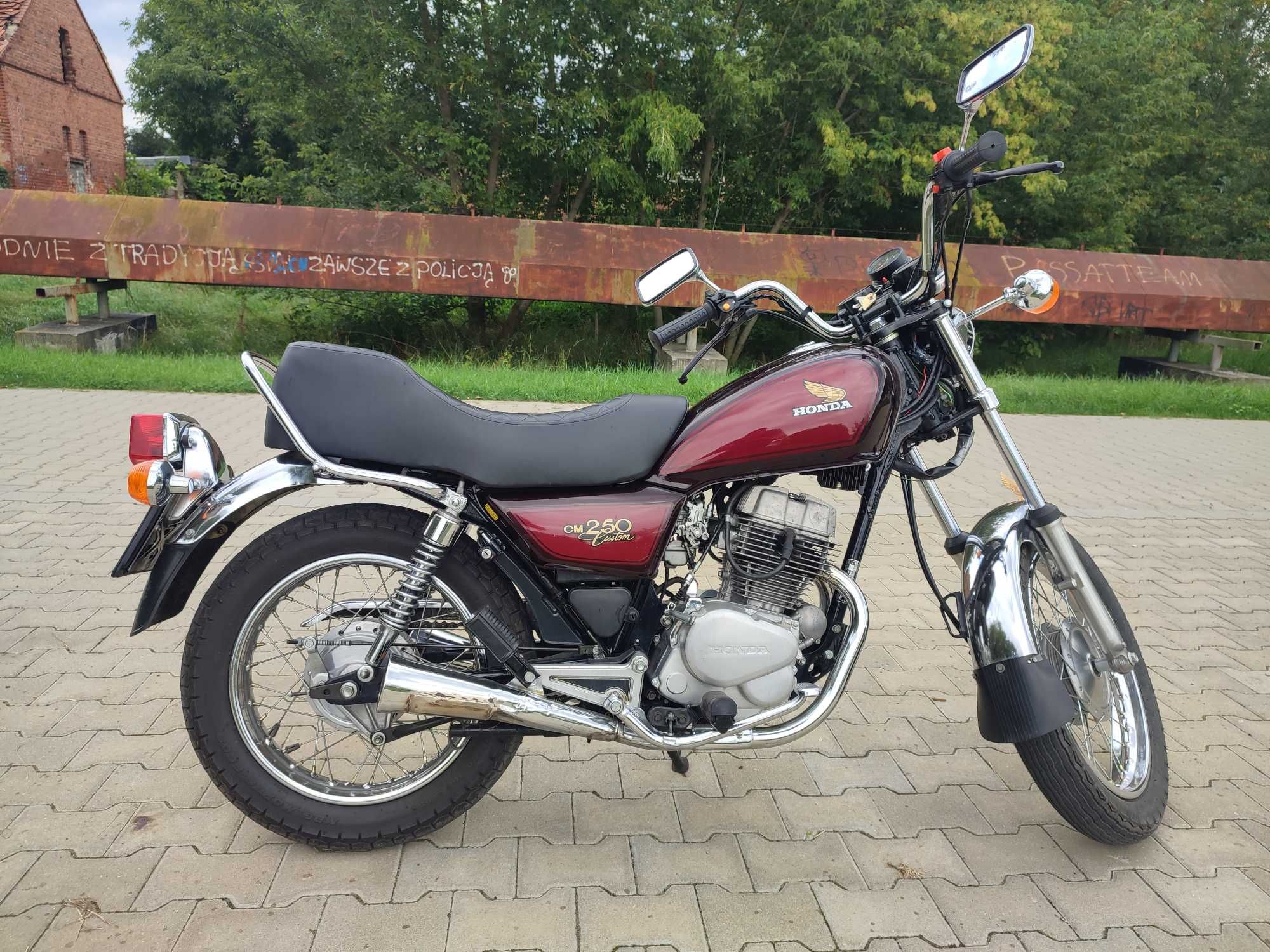 Chopper - Cruiser HONDA CM 250 cm3 CUSTOM 1983r Klasyk