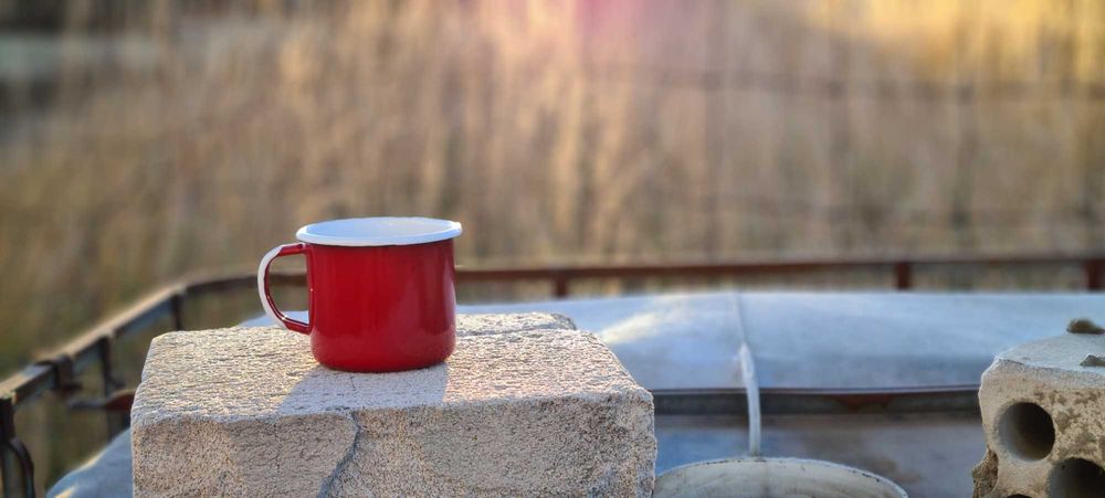 Kubki emaliowane 350ml czerwone z uchem "retro" Również większe ilości