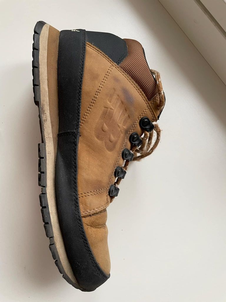 Buty zimowe  r. 42.5 new balance