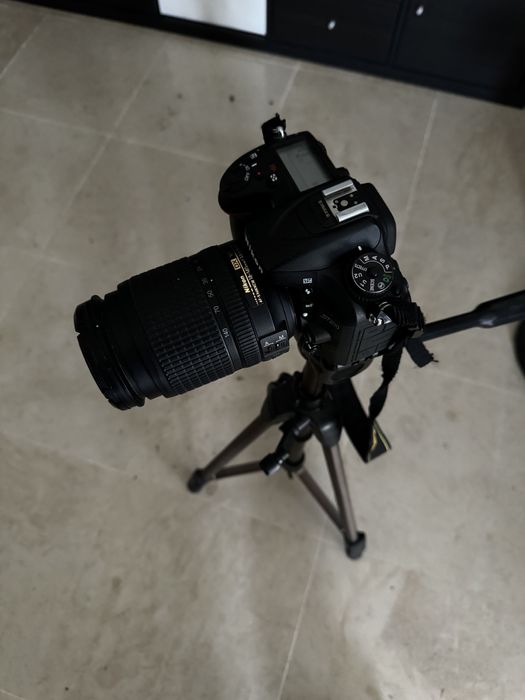 Nikon 7200 + Objectiva 18-140