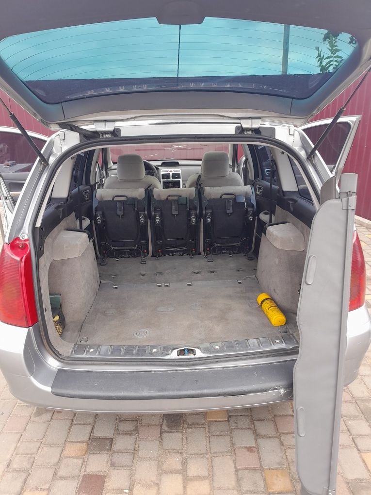 Пежо 307 sw  хороший автомобиль