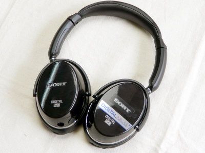 Sony MDR-NC500D.