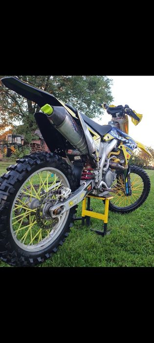 Sprzedam Suzuki RMZ na wtrysku
