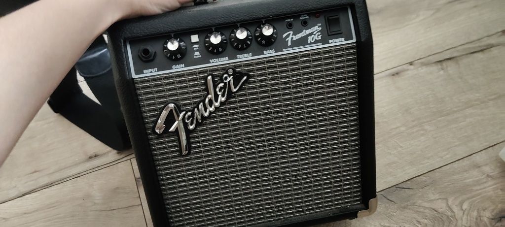 Gitara elektryczna Fender Squier Stratocaster+piecyk