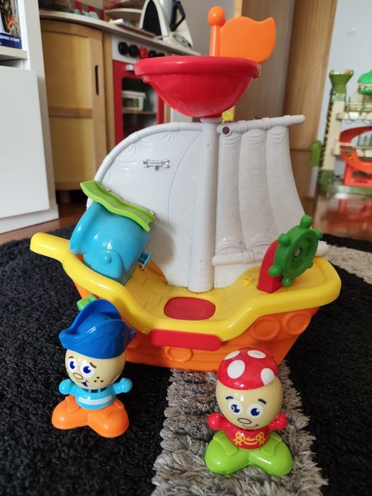 Vários brinquedos cada um por 3€.
Desconto se comprar vários.
