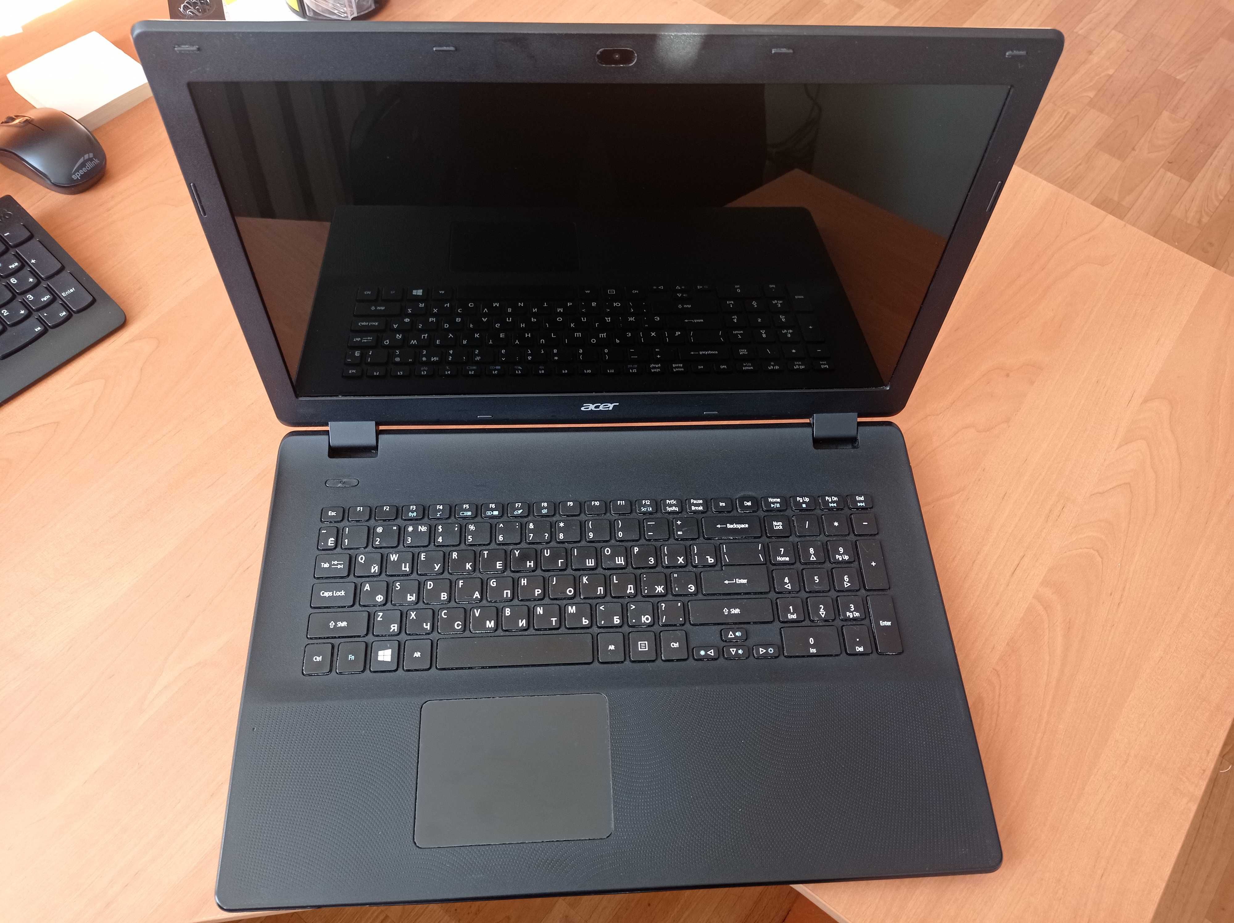 Ноутбук Acer Aspire ES1-731-C6ZZ