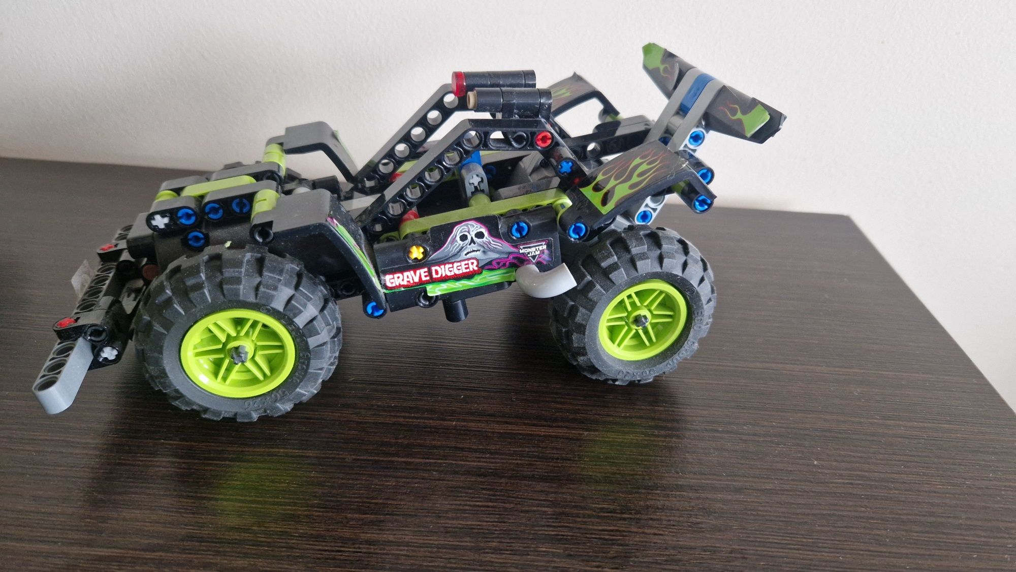 LEGO Technic 42118 Monster Jam Grave Digger