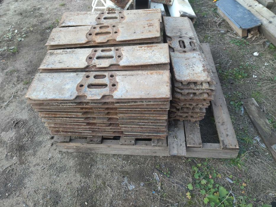 stopy klepki gąsienic do koparki Volvo EC240, 210