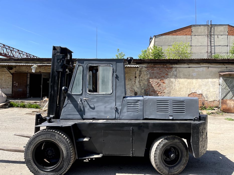 Навантажувач Львівський 5т