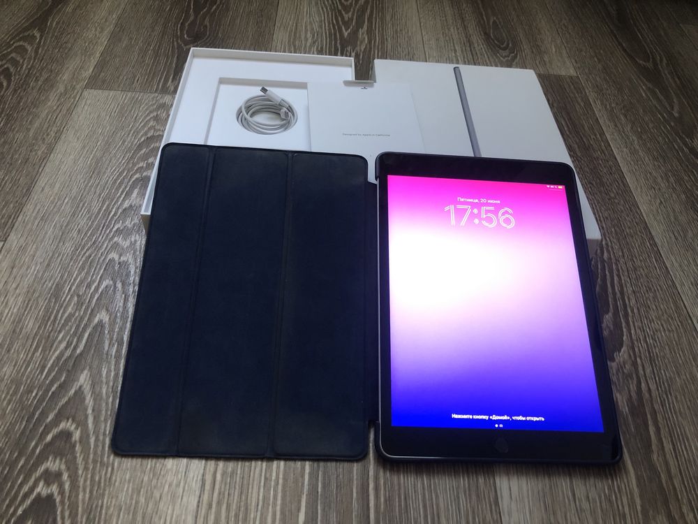 Продам Apple iPad 9 generation 10.2"  Wi-Fi Space Gray 2022