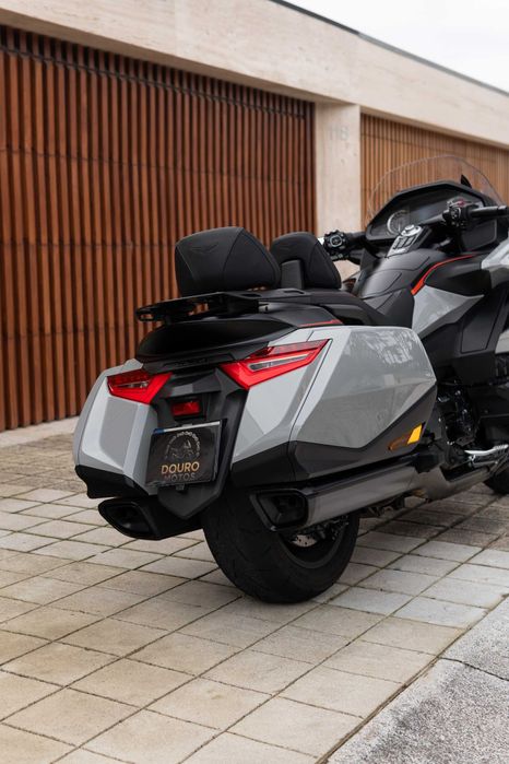 Honda Goldwing 1800 DCT Bagger