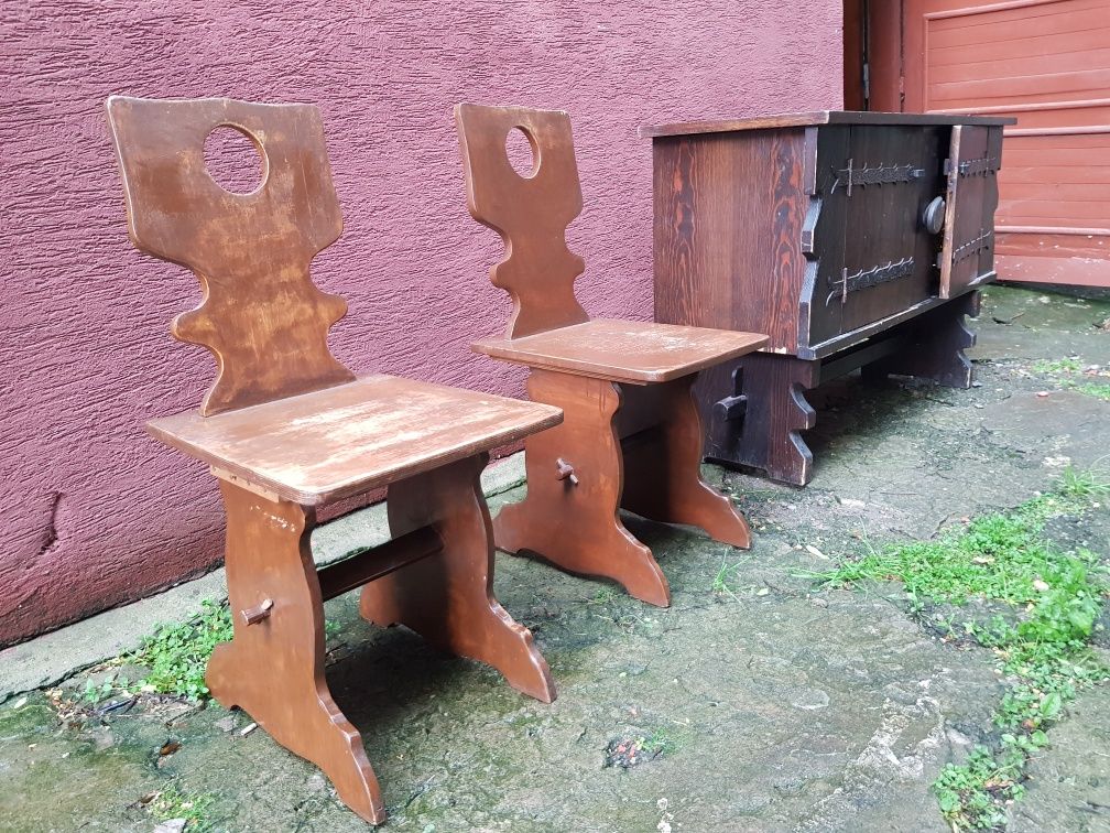 Komoda, kredens LUDOWY CEPELIA Przełom - Jan Kulon + 2 krzesła