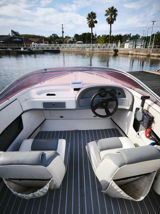 Lancha Argus 4,65 c/atrelado