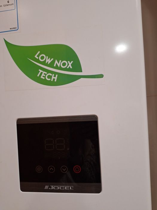 Esquentador Estanque com capacidade de 12 litros por minuto