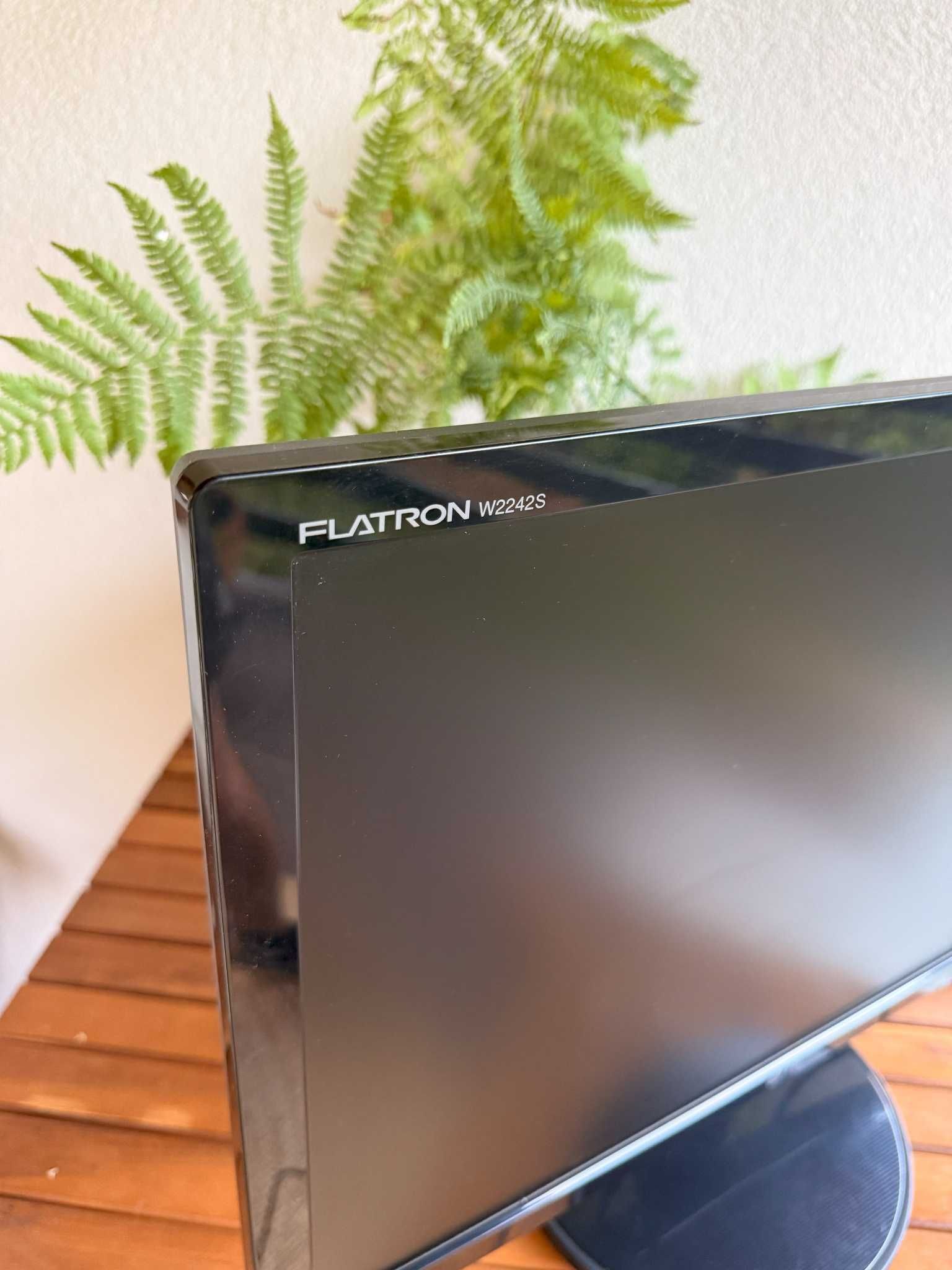 Monitor komputerowy 22" LG FLATRON W2242S