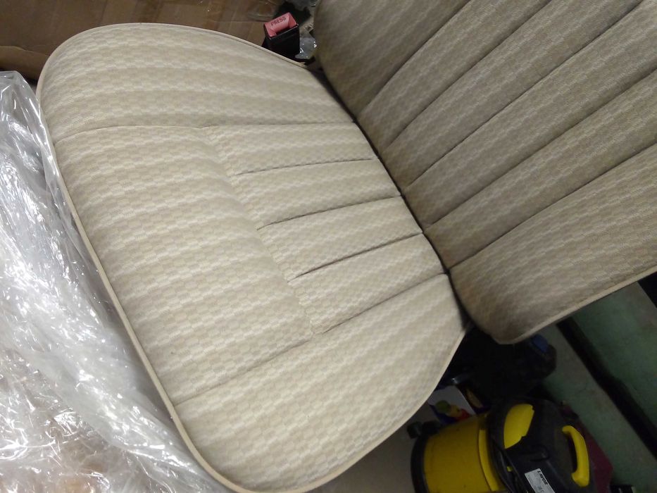 Mercedes 124 Fotel siedzisko Krem beż Cremabeige IDEALNY !