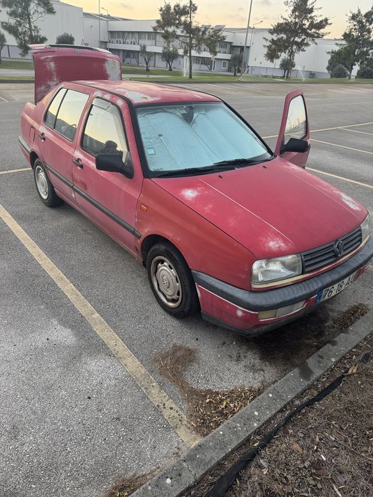 VW Vento 1.4 Gasolina
