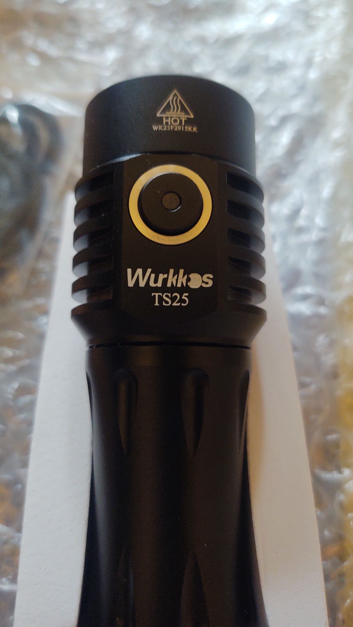 Latarka Wurkkos TS25 4000lm anduril2 RGB