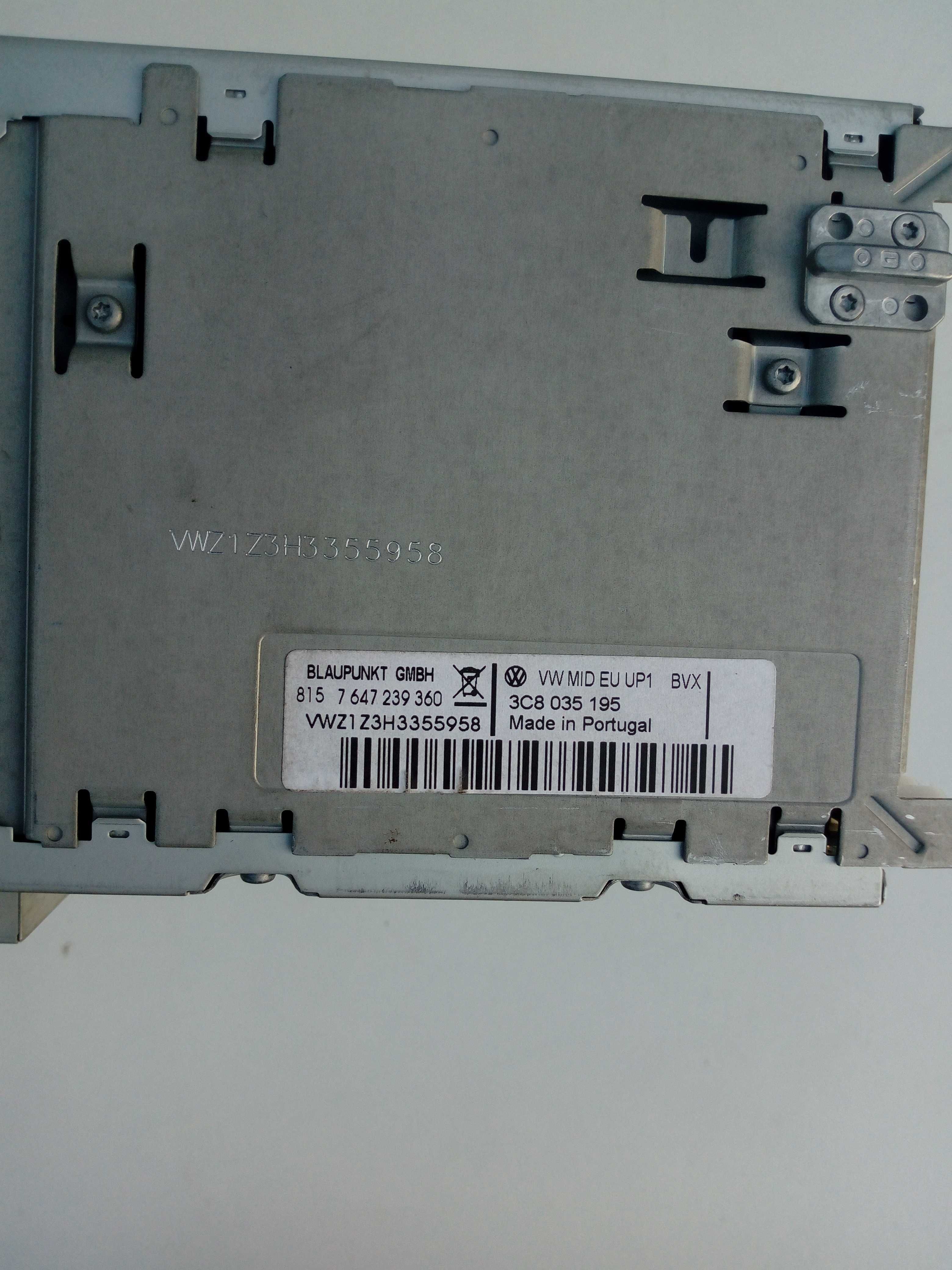 Магнитола BLAUPUNKT RCD 510 3C8 035 195 Volkswagen Passat B7 CC Golf 6