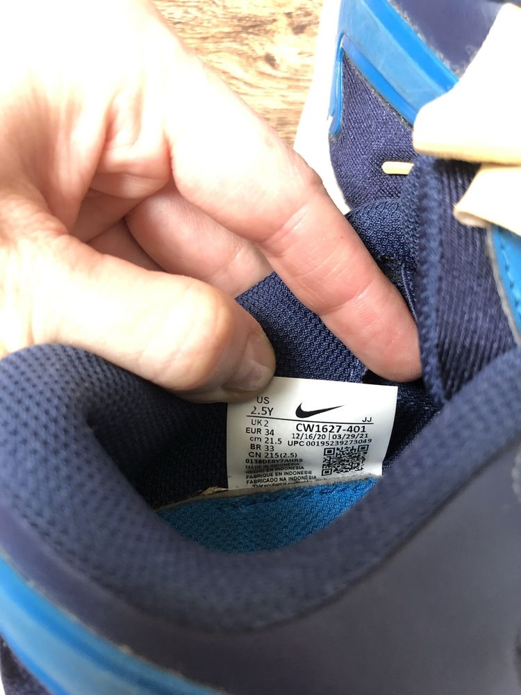 Дитячі Кросівки Nike 35 р детские кроссовки найк