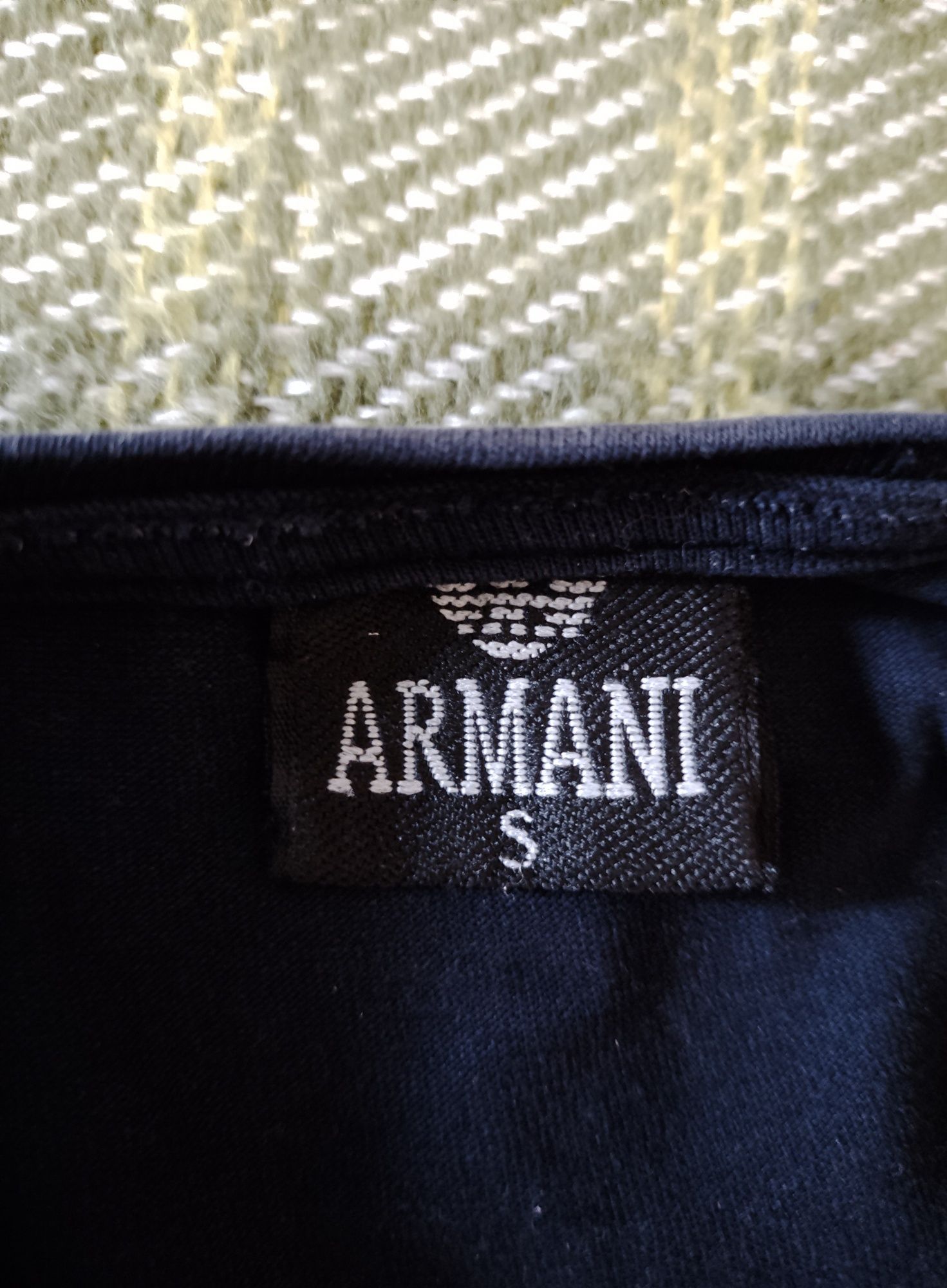 Футболка чоловіча оригінал Emporio Armani 46 роз.