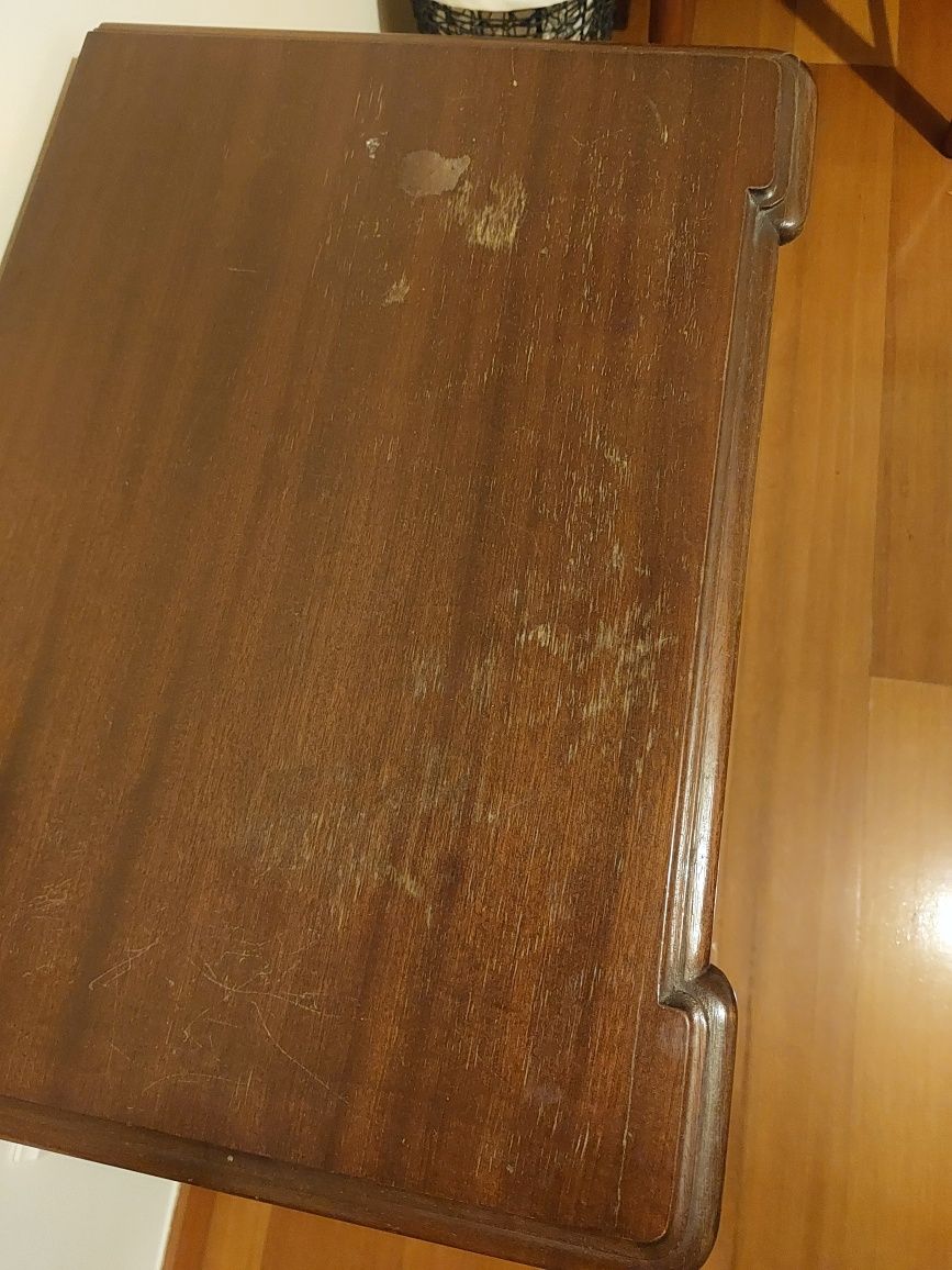 mesa de cabeceira