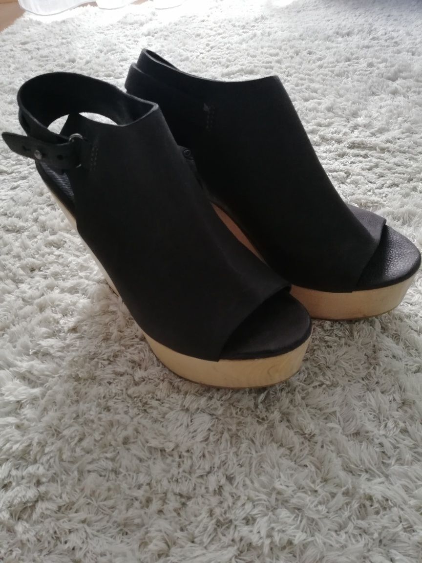 Allsaints Buty renomowanej marki AllSaints skórzane w rozmiarze 38.