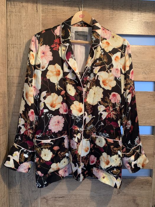 Damska letnia marynarka.