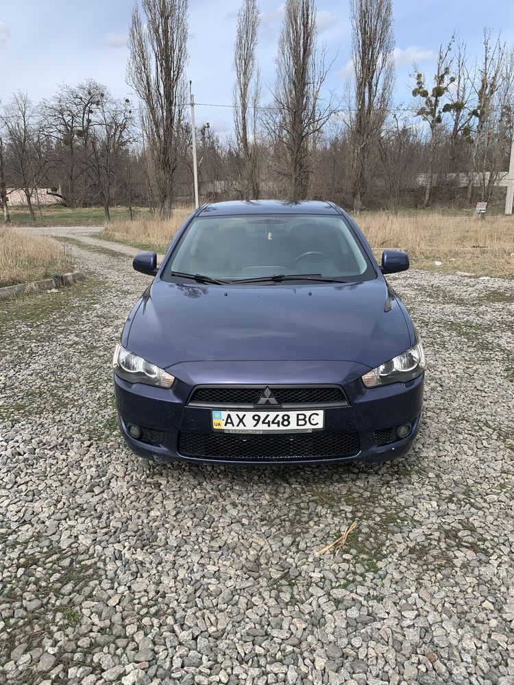 Mitsubishi Lancer