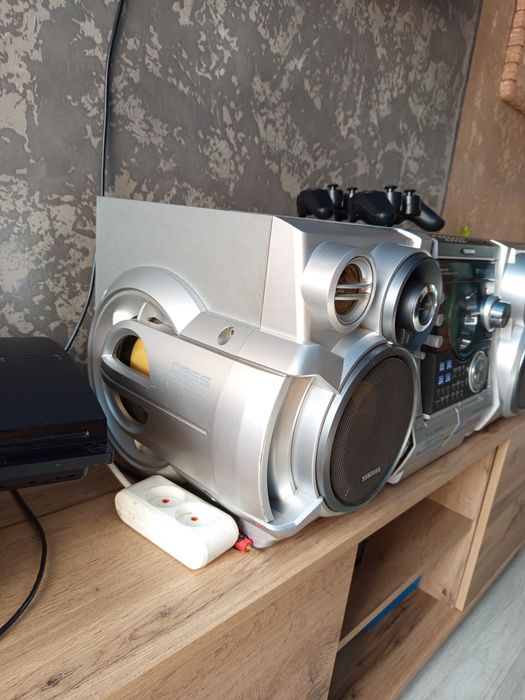 Музикальний центр samsung