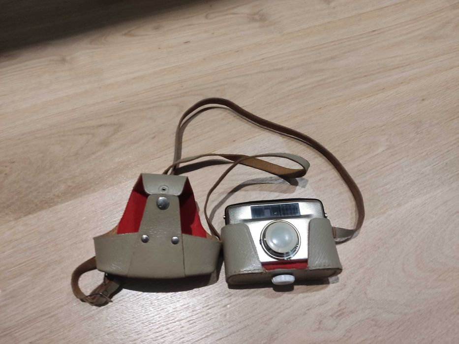 Aparat fotograficzny analogowy Penti 2 Pentacon Retro Vintage PRL