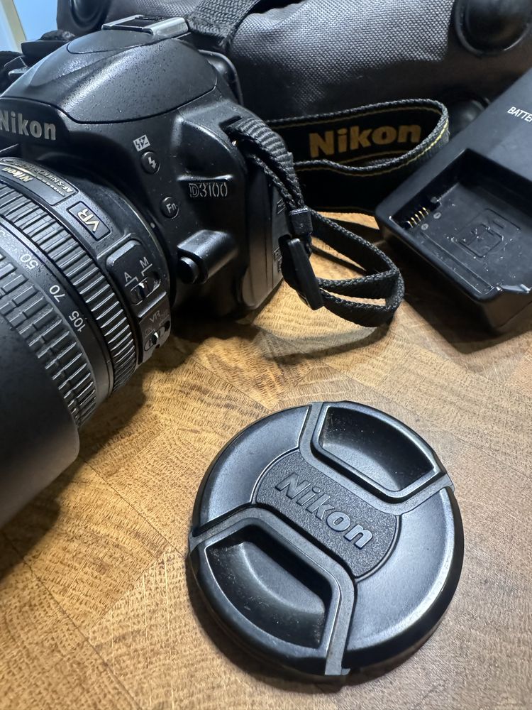 Nikon D3100 como nova