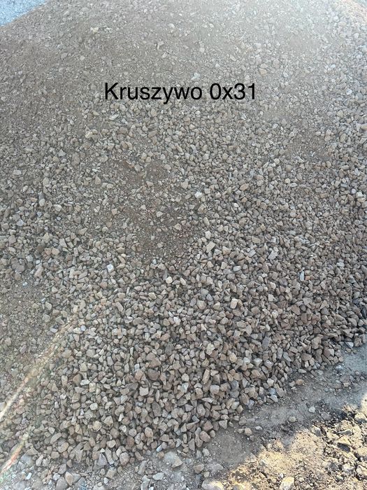 Piasek Żwir Kliniec Tłuczeń Wysiewka Ziemia Beton Suchy