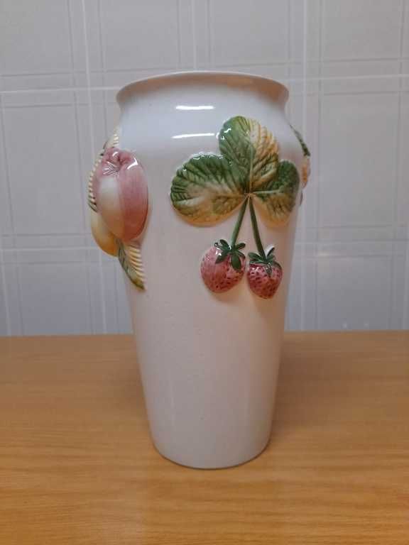 Jarro Decorativo Vintage em relevo com frutos.