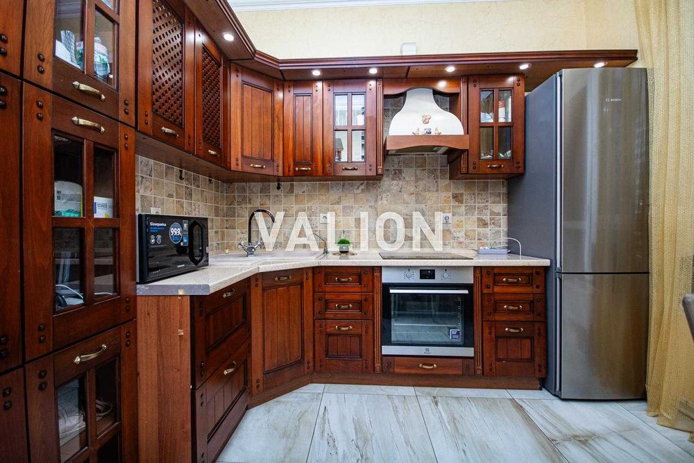 Продаж видової 2к квартири Зарічний,  Зарічна 1Б, м.Славутич, Осокорки
