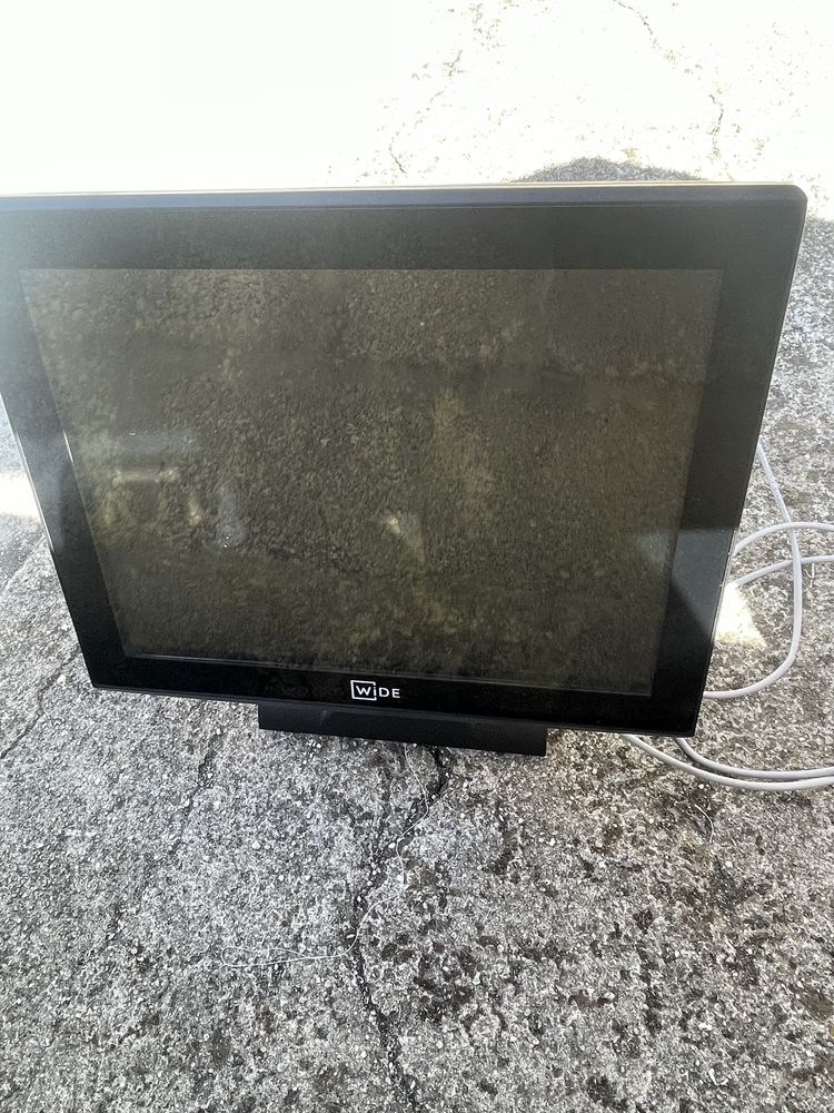 Computador, gaveta e impresora