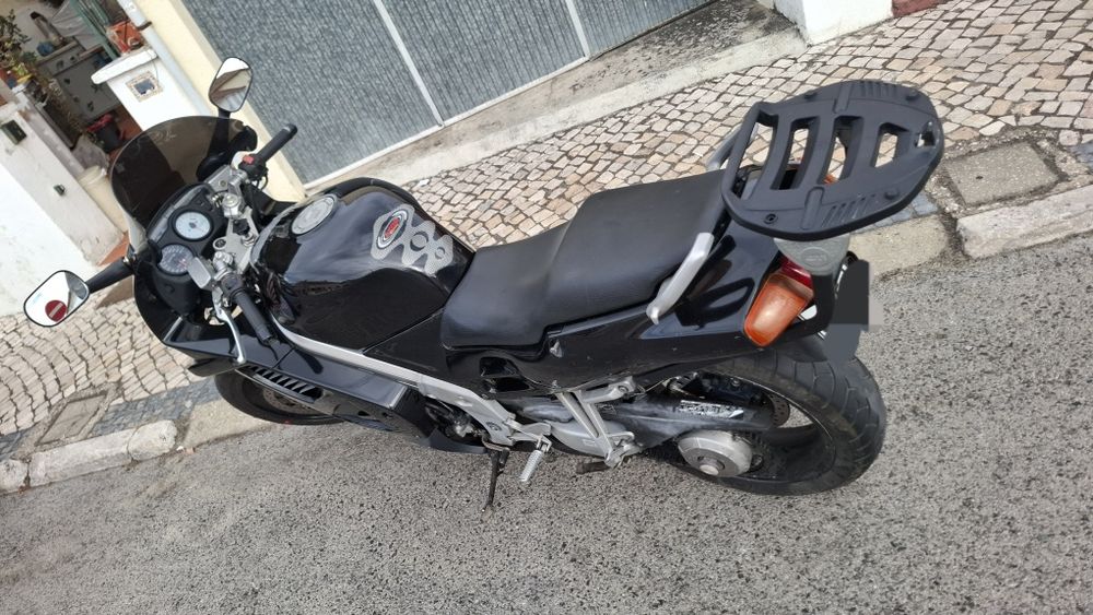 Honda vfr 750 empecavel