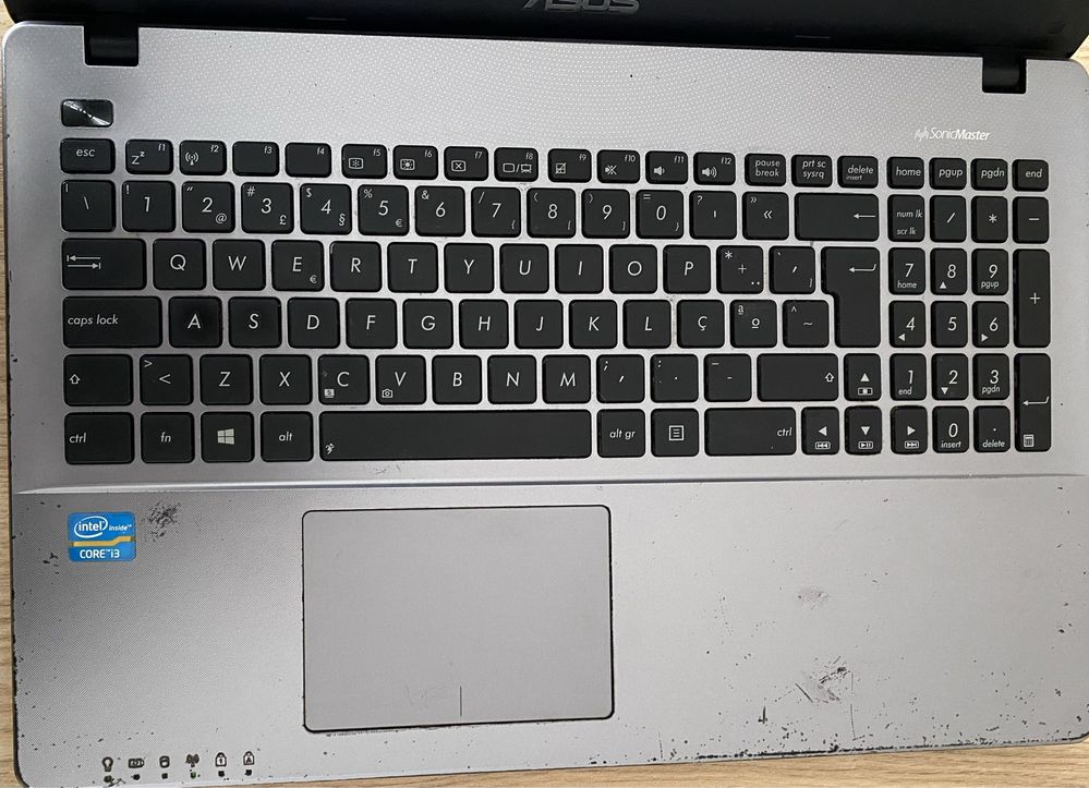 Portatil Asus K550C