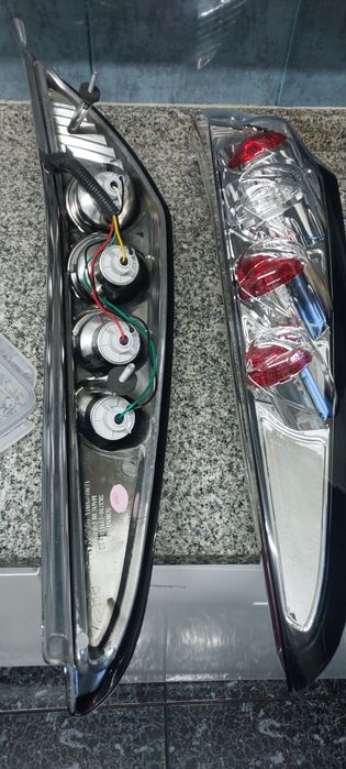 Farois parte traseira