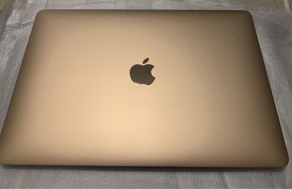 Macbook Air Rosa (A1932)