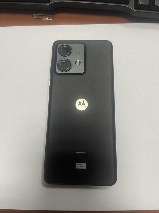 Motorola edge 40 neo 12/256 плюс подарок
