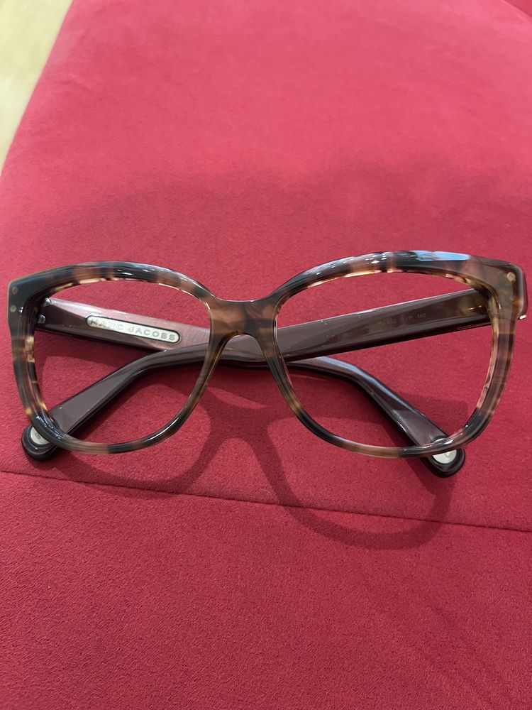 Armacao marc jacobs