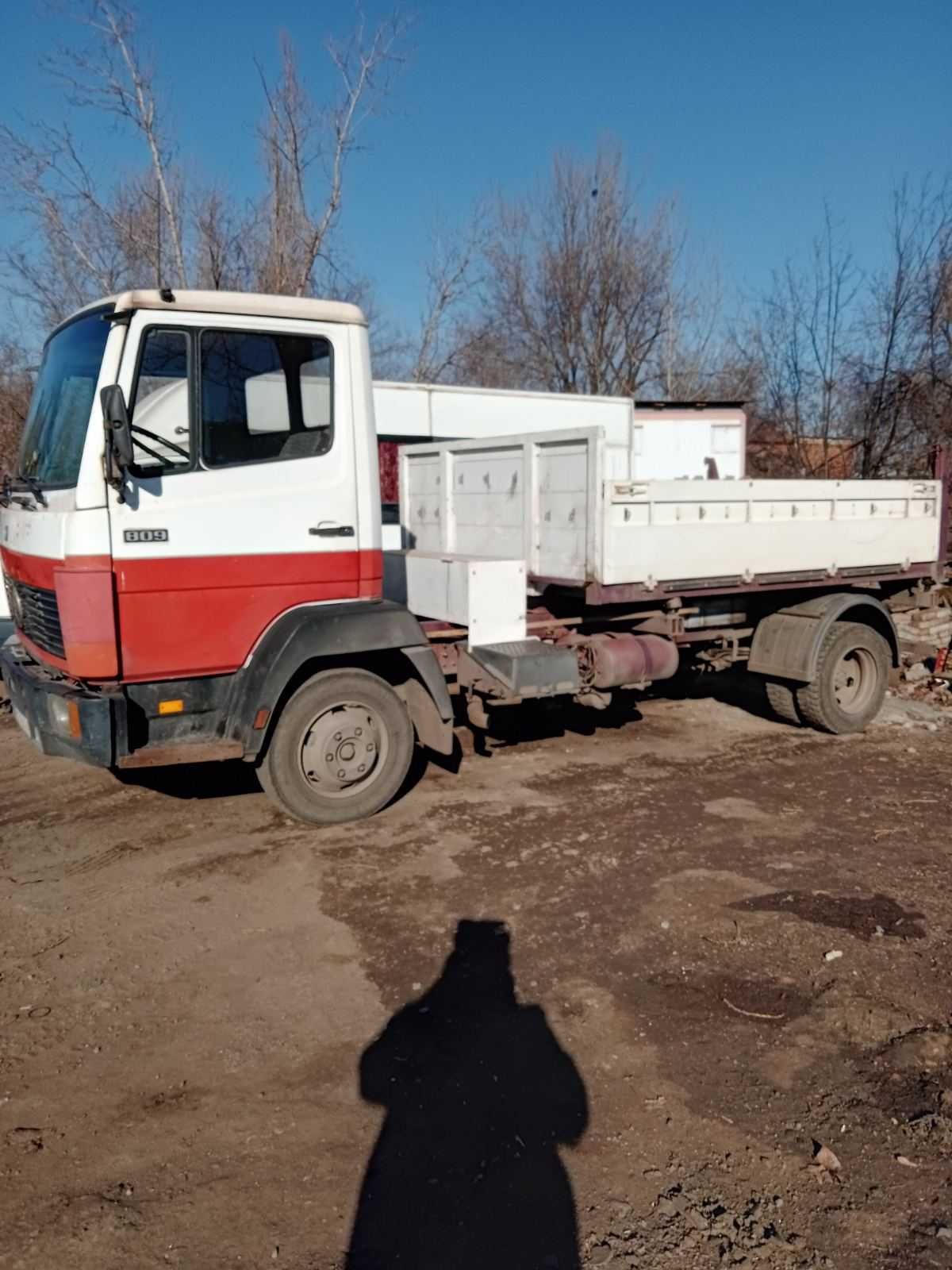 МЕРСЕДЕС    Самоскид на три сторони