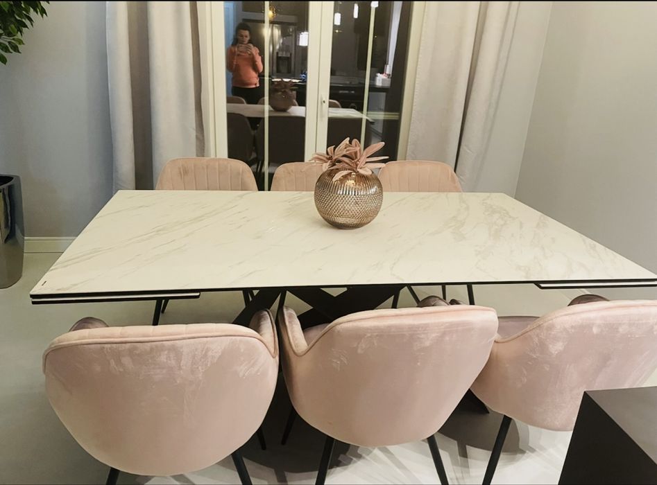 Krzesla welwetowe stan idealny