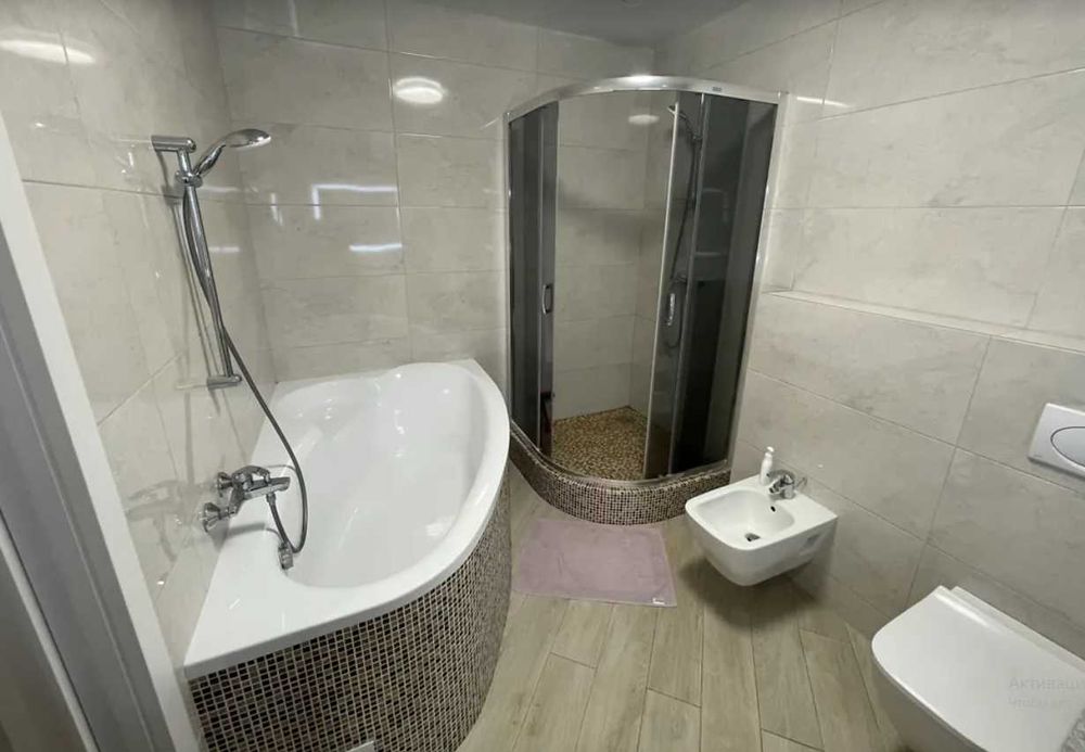 Продається  простора 3-кімнатна квартира в ЖК Чайка