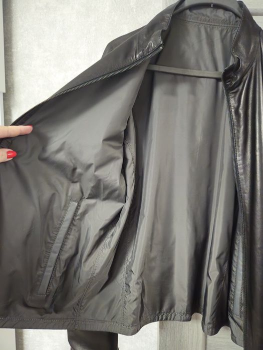 Кожаная двусторонняя куртка в идеальном состоянии