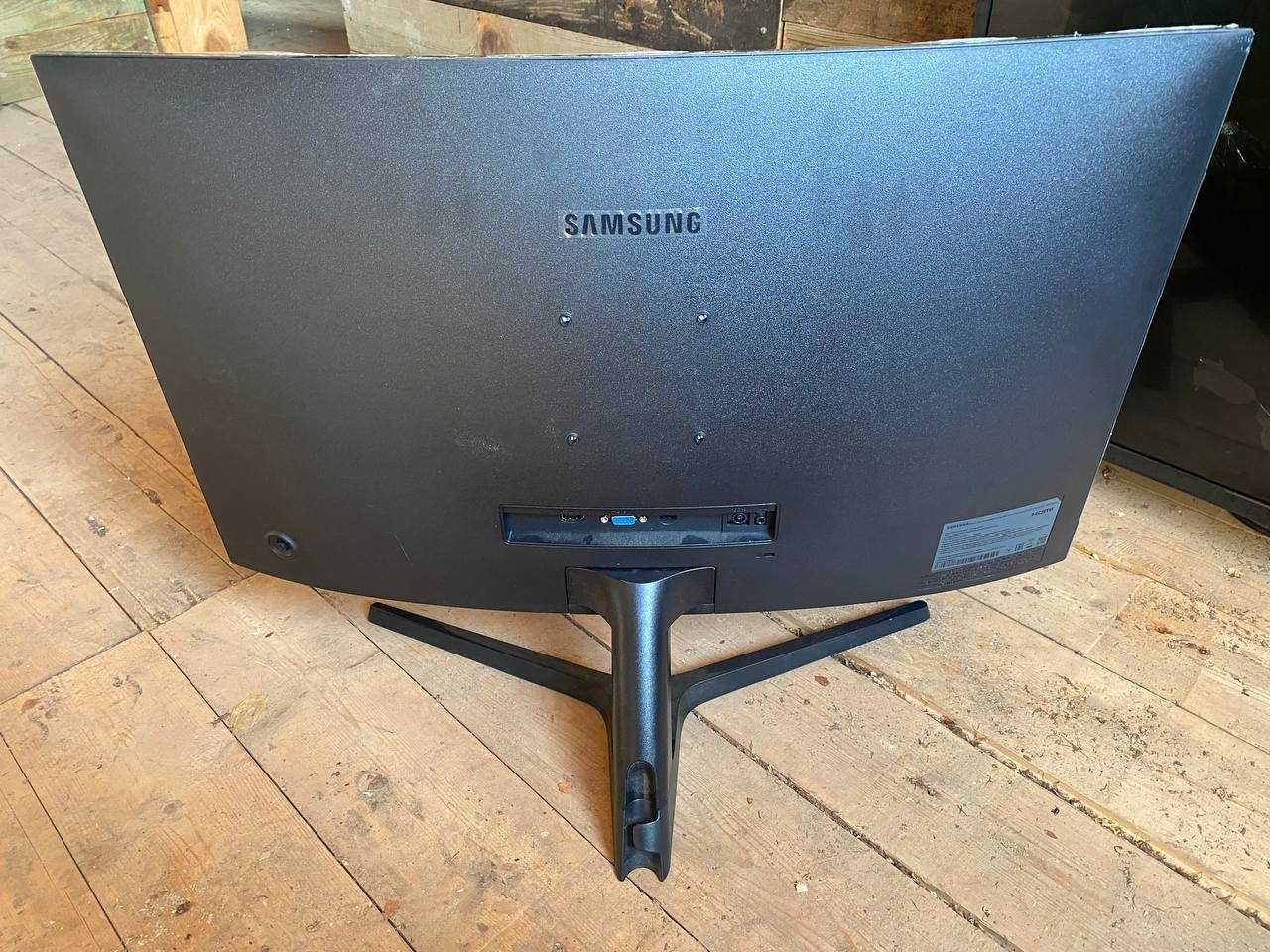 Монітор 27" Samsung Curved C27R500 Dark Silver  (!БИТИЙ!)