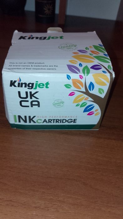 На зображенні показано картридж для принтера Kingjet.