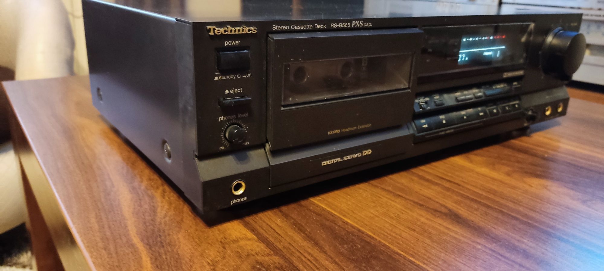Technics RS-B565 deck